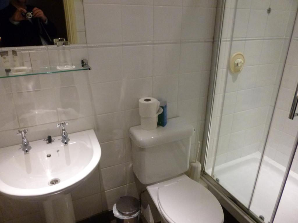 Riverbank House Hotel Ferrybank Room photo