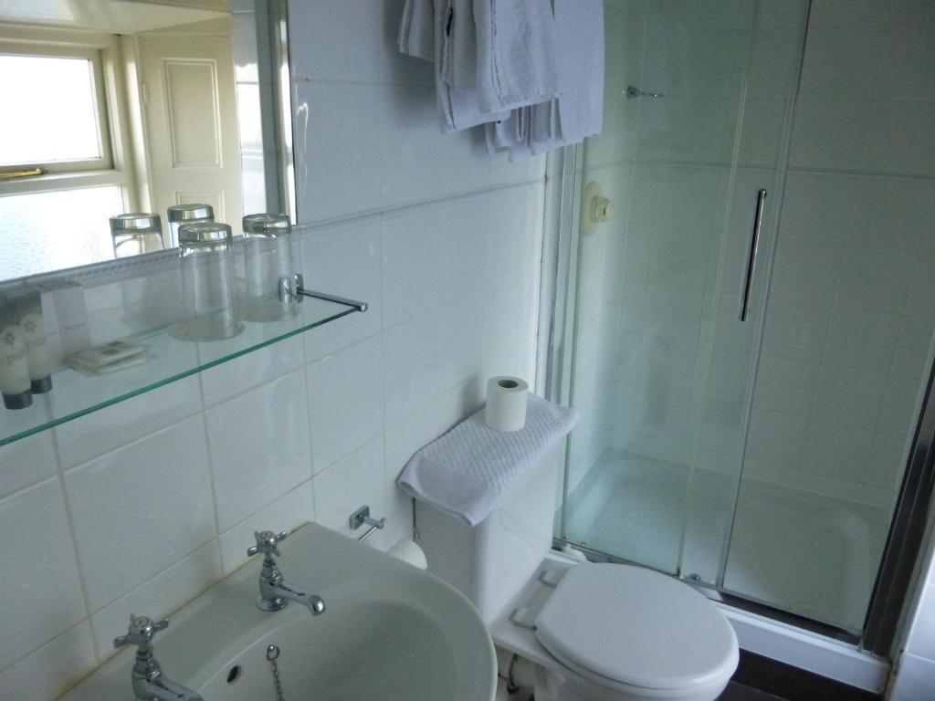 Riverbank House Hotel Ferrybank Room photo