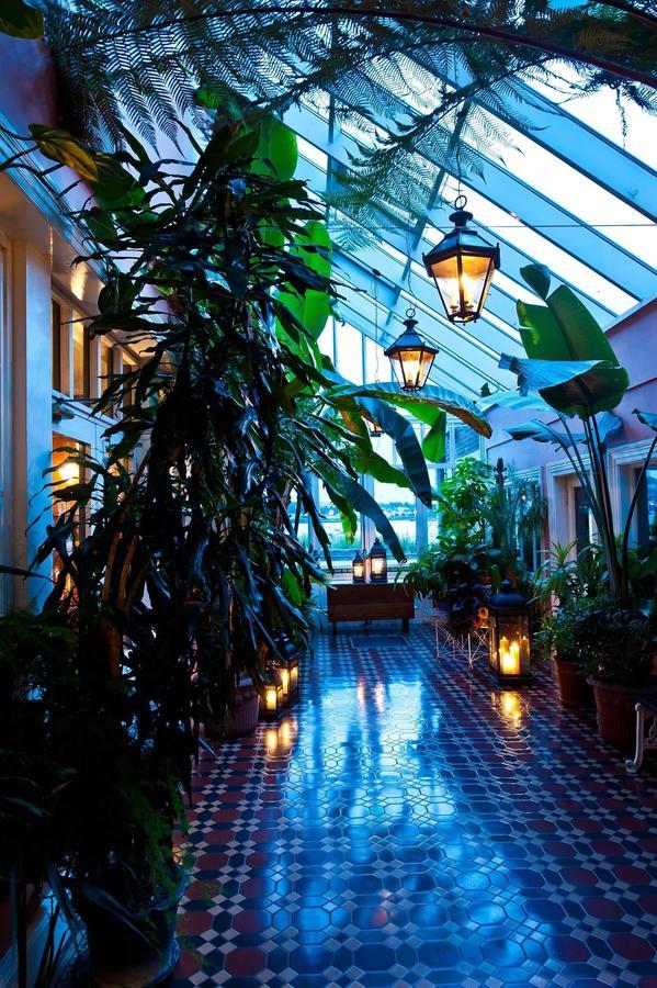 Riverbank House Hotel Ferrybank Exterior photo